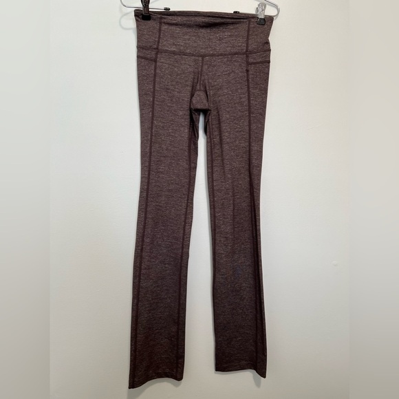 M. Athleta Revelation yoga pant - Picture 8 of 16